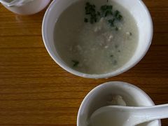 -河记肠粉店