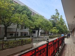 -广东外语外贸大学(白云山校区)