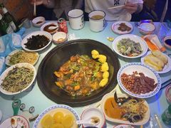 -鱼窝棚柴火铁锅炖(富山屯店)