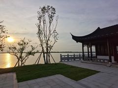 -上海滴水湖皇冠假日酒店
