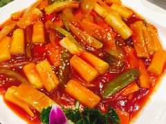 辣年糕-益百岁牛尾汤(香山路店)