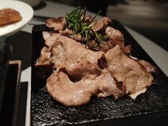 -左庭右院鲜牛肉火锅黑金店(陆家嘴中心店)