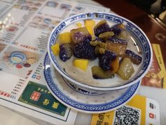 -广信牛奶甜品世家(台东店)