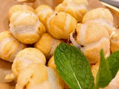 炸汤圆-孔雀云贵川·融合菜(长宁来福士店)