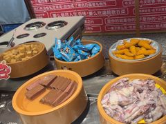 -龍歌自助小火锅(市南金茂湾店)