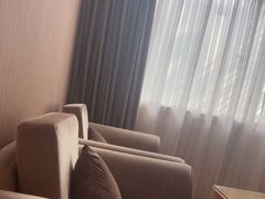 -维也纳酒店(广州南站汉溪长隆地铁站景区店)