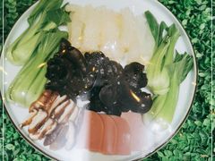 -宝燕海货工场(长江国际店)