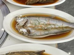 -丹水桥地锅鱼·翘嘴鲌·地方特色全鱼宴(丹江口大坝店)