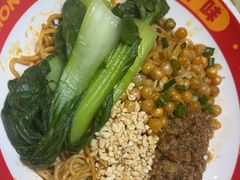 -魔都三兄弟酸辣粉·蘸卤炸串(虹桥万科店)