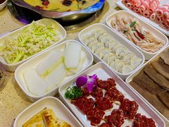 -多迷烫菜广场(水心大厦店)