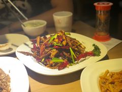 -吕氏疙瘩汤·海鲜新鲁菜(凯德mall新都心店)