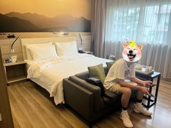 -杭州西湖湖滨银泰亚朵酒店