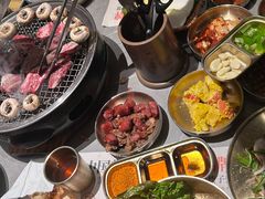 -草家酱蟹炭火烤肉店(珲春南路一店)