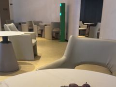 -涨巢·潮玩水疗局