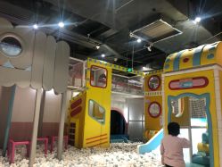 -汤姆猫亲子乐园(保利Mall店)