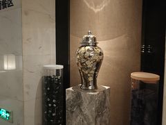 -新盈光·云会所(百丈东路店)
