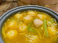 酸汤虾滑-胡桃里音乐酒馆(环亚凯瑟琳广场店)