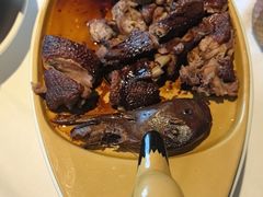 -八府香鸭·啫啫煲(华山路店)