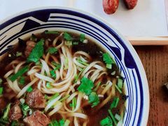 红烧牛肉面-头壹号 大油条·老长沙盖码饭(清河店)
