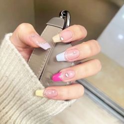 -悦指间美甲美睫