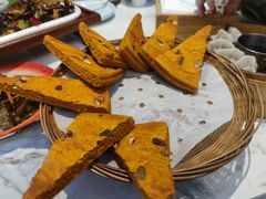 -菌自由丨野生菌火锅特色庭院餐厅(丽江古城店)