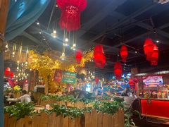 大堂-老滇山寨•云南特色菜•地方菜•民族风情歌舞表演(金碧店)