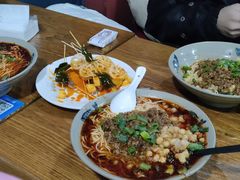 -丁丁猫重庆小面(徐州路店)