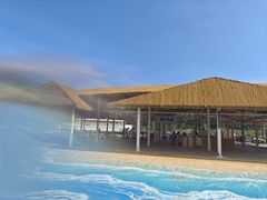 -黄河谷马拉湾海浪浴场