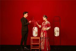 点击看大图 -茜茜公主婚纱摄影会馆