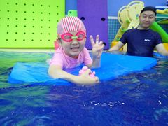 -龙格亲子游泳·水育早教运动中心(绿宝中心)