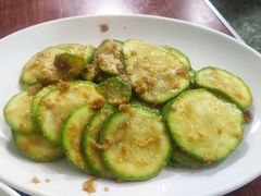 咸蛋黄炒小瓜-甜甜屋(解放中路店)