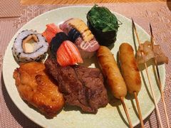 -华邑酒店·鲜艳全日自助餐厅