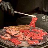 七夕带老婆来吃烤肉，被奖励了一千生活费！