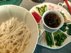 炸酱面-秀儿四九城·新京菜(亚运村鸟巢店)