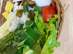 -樾餐厅泰式海鲜火锅(民歌湖店)