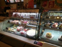 面包甜点陈列柜-御品轩(锦园店)