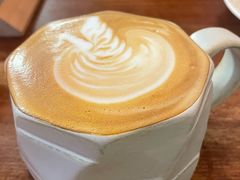 经典拿铁咖啡-Blac+Blac(中海环宇荟店)