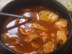 -佬土鹅肠火锅(中建大观店)