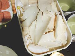 -两三事小郡肝串串香火锅(桂庙店)