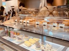 面包甜点陈列柜-Seesaw Coffee(环贸iapm店)
