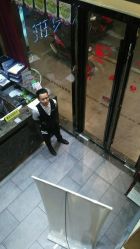 -水灵珑美容造型中心