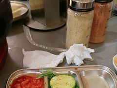 -围炉肉舍•炭烤活鳗•丹东海鲜烤肉(步行街店)