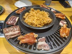 -那胡同里的小烤肉馆(开发区万达店)