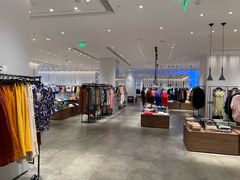 -URBAN REVIVO(西安Momopark店)