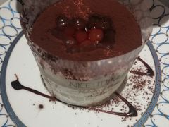 -必胜客(东大桥店)