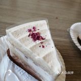 当然，不建议跟巧克力蛋糕一起吃