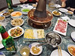 -楼外楼大刀肉传统火锅居(幸福街店)