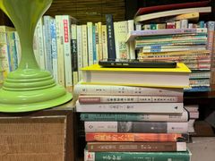 -斯多格书乡(北京大学畅春园店)