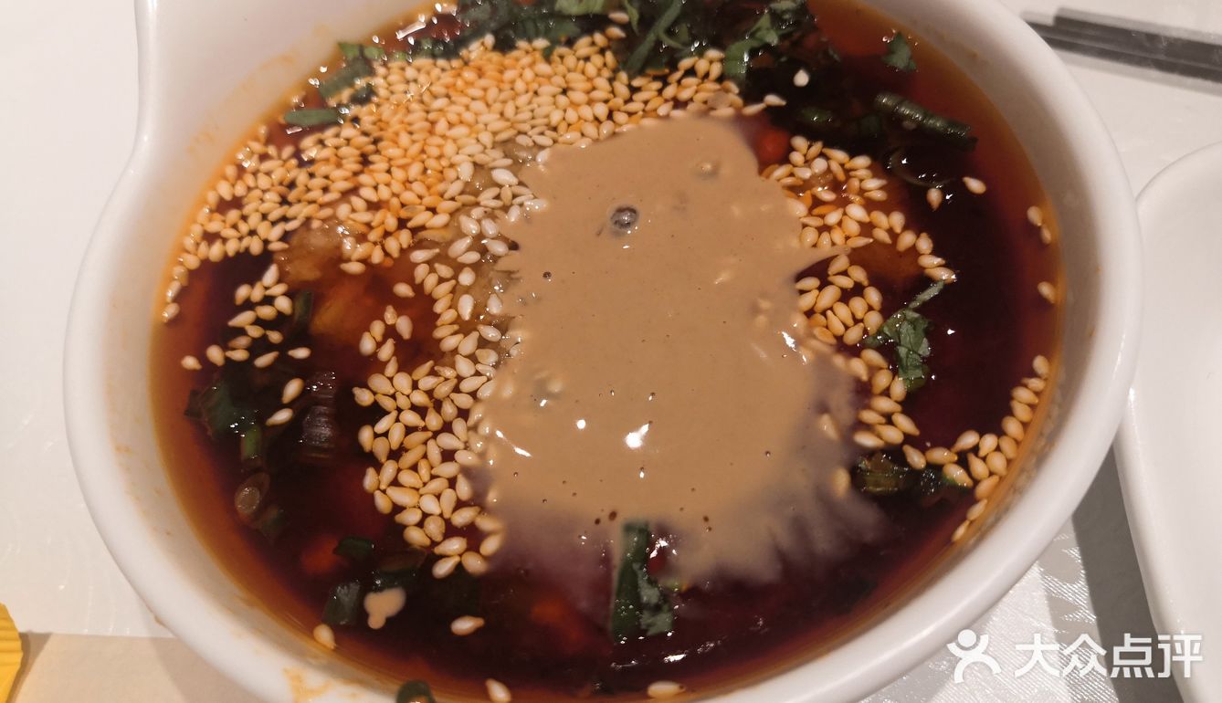 提个意见，菜品与其他火锅店比还是少了一些