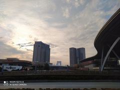 -圆融星座购物中心